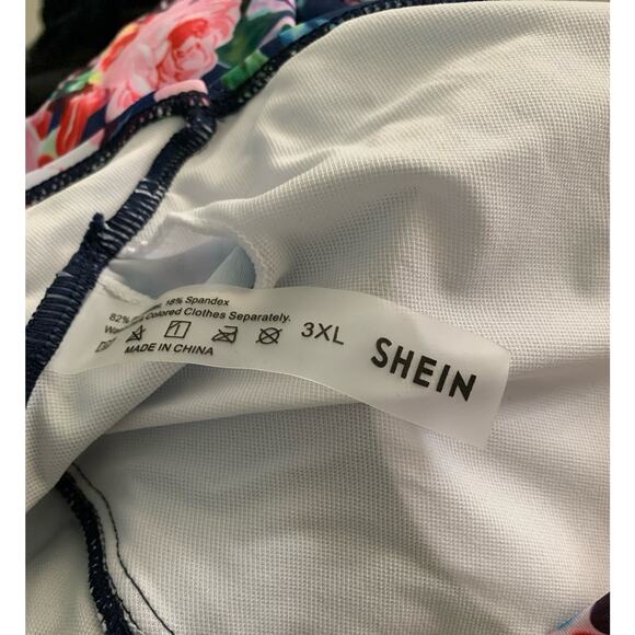 SHEIN Women's 3X Swimsuit One Piece Roched Tropical Light Padding Adjustable NEW - Picture 7 of 7